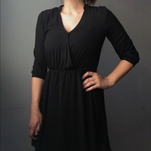 3/4 sleeve black dress
